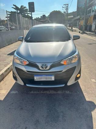 TOYOTA YARIS 1.5 16V FLEX XS MULTIDRIVE TOYOTA YARIS 1.5 16V FLEX XS MULTIDRIVE